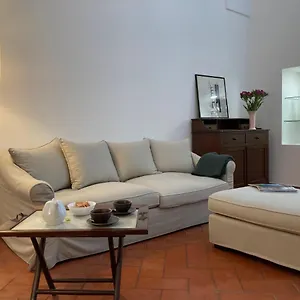 gli-archi-e-le-stelle.lecce-hotels.com/