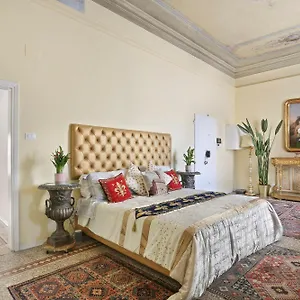  Apartamento Lullaby Near Palazzo Vecchio And Piazza Signoria -hosted By Sweetstay